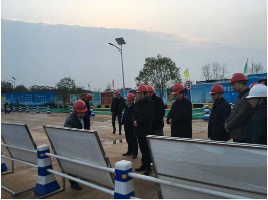 2017.12.6湖北省住建厅副厅长黄祥国调研.jpg 2017.12.6湖北省住建厅副厅长黄祥国调研.jpg